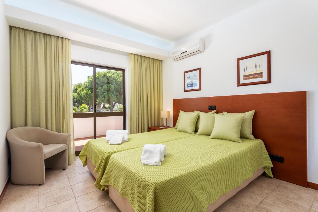 Host Wise - Bright Cozy Flats W Terrace & Pool Apartment Quarteira Exterior photo