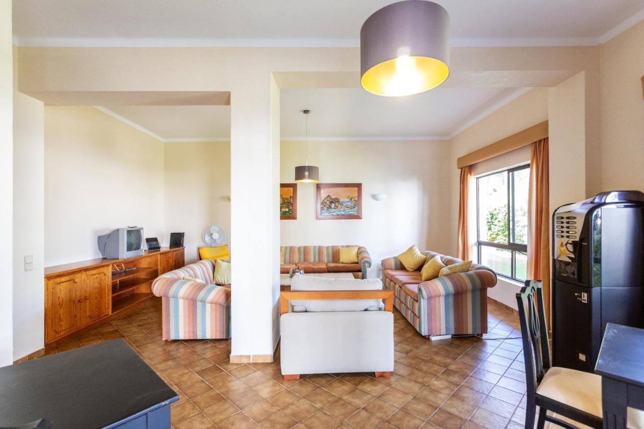 Host Wise - Bright Cozy Flats W Terrace & Pool Apartment Quarteira Exterior photo